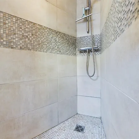 Apartament “le Perchoir Saint-roch”, Centre Historique Montpellier